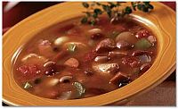 Bruine bonensoep