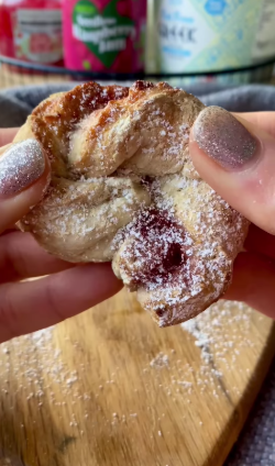 aardbeien broodjes van Griekse yoghurt